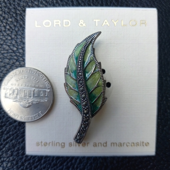 Lord & Taylor Antique Art Nouveau Sterling Silver & Green Marcasite Stone Leaf P - Picture 9 of 10